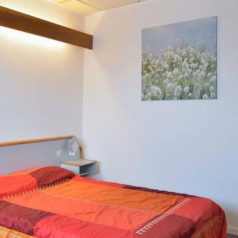Hotel Chantafred Пессак Номер фото